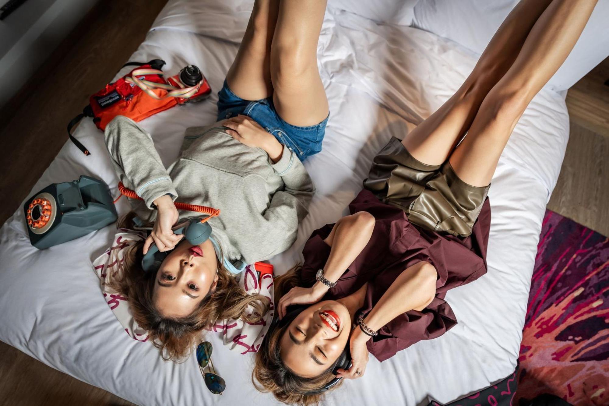 Отель Moxy Bangkok Ratchaprasong Экстерьер фото